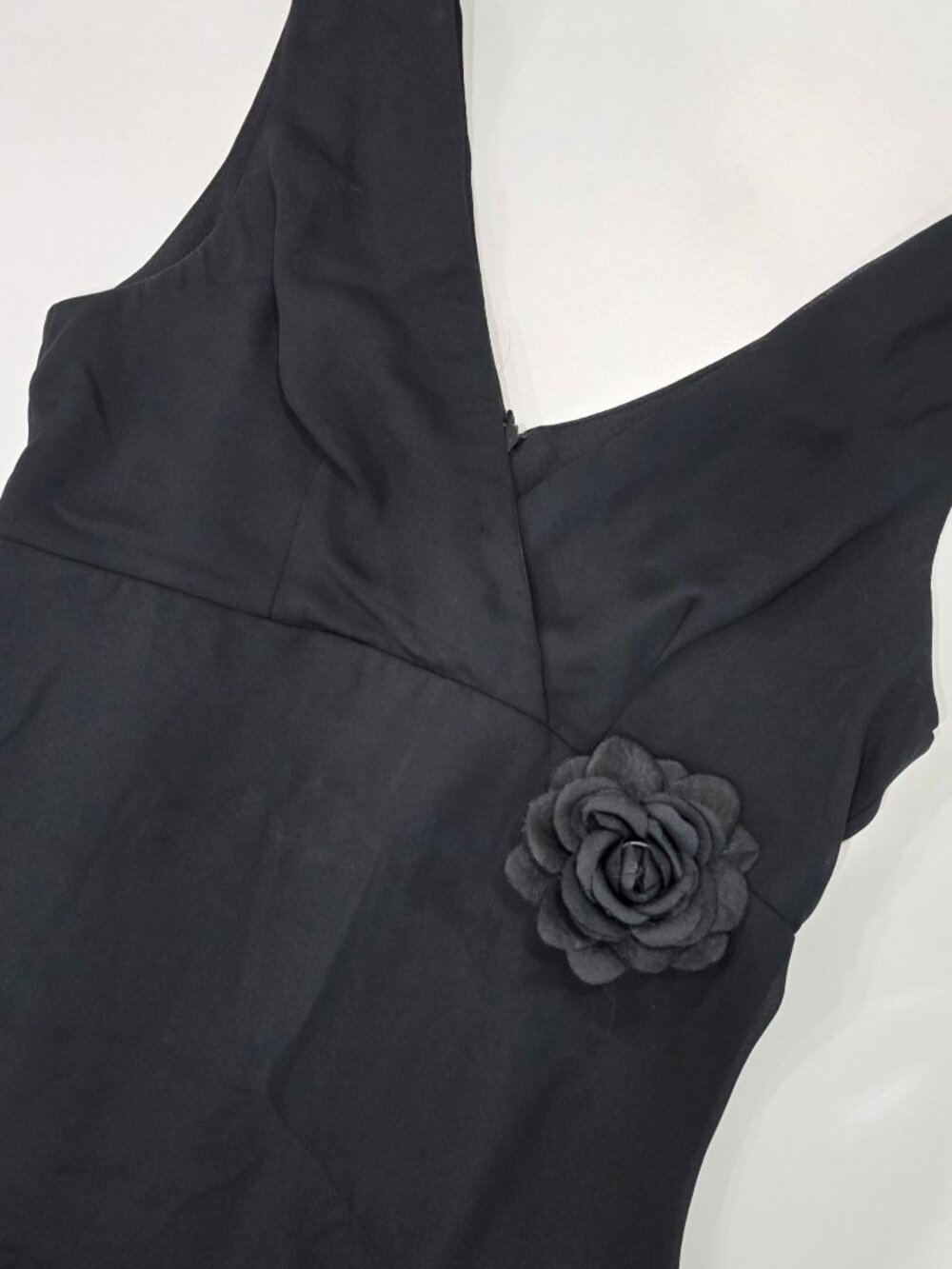 Rabbit Rabbit Rabbit ✦ Sleeveless V-Neck Chiffon Dress ✦ Floral Accent Black 4 - Picture 10 of 12